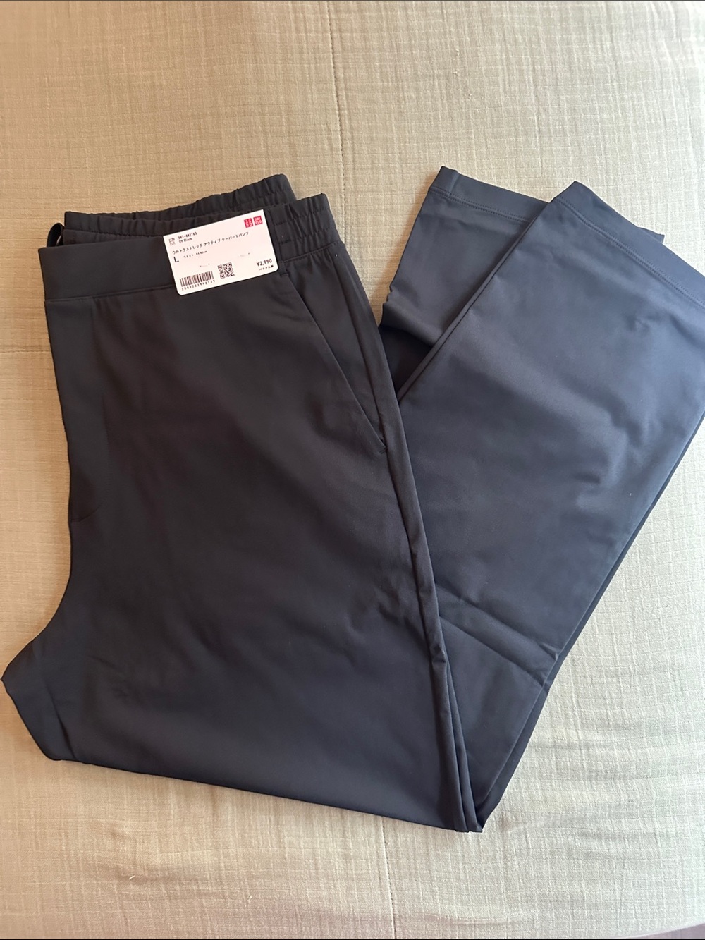 Uniqlo Men's Black Performance Pants